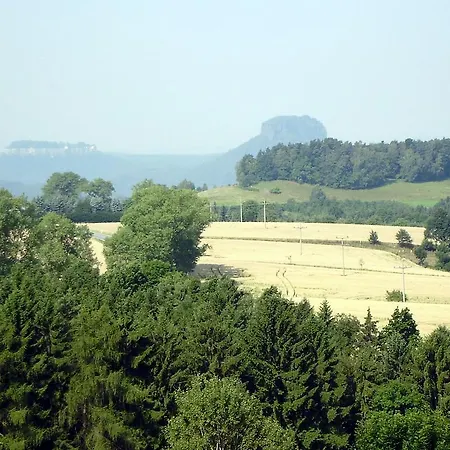 アパート Quaint In Mittelndorf With Valley View *